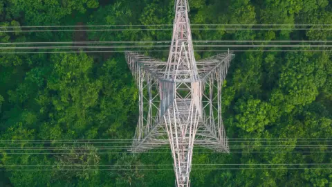 Energieeffizienz: Strommast