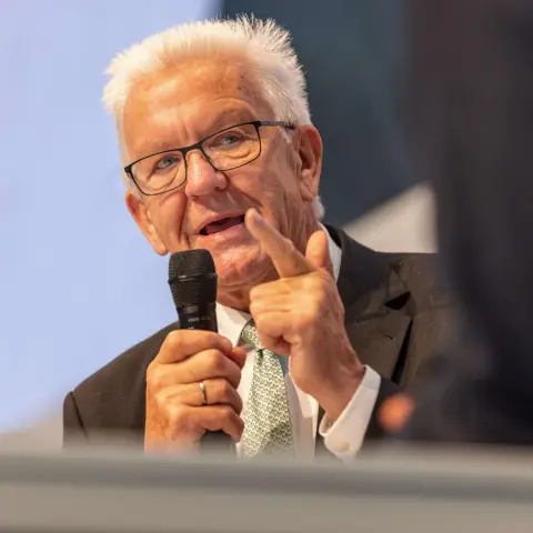 Winfried Kretschmann Kongress 22