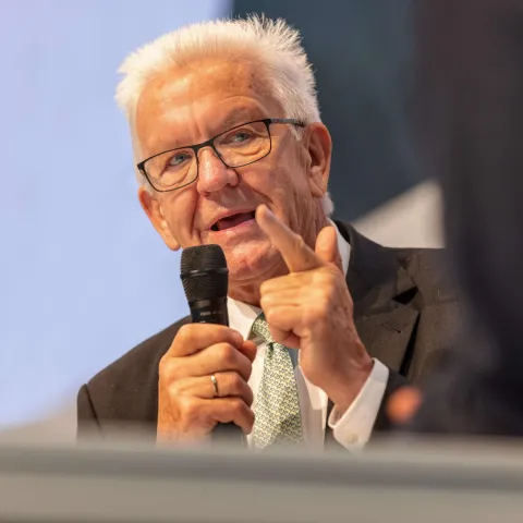 Winfried Kretschmann Kongress 22